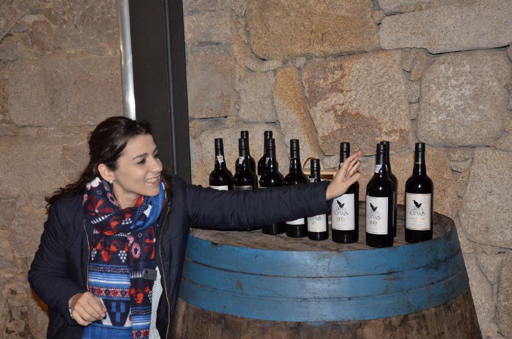 Isabell , deutsch sprechende Portwein-Expertin